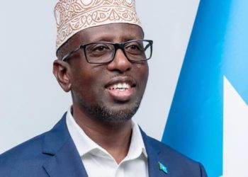 الرئيس الأسبق ينتقد مساعي الحكومة لإجراء انتخابات بنظام صوت واحد لشخص واحد وسط  خلافات سياسية