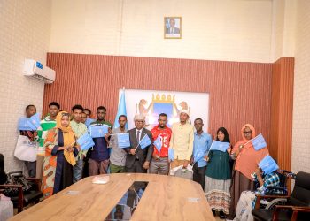 الصومال تستعيد 22 مواطنًا كانوا محتجزين في السودان