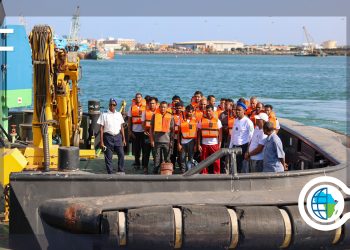 جيبوتي تنقذ طاقم سفينة تعرضت للخطر في البحر الأحمر