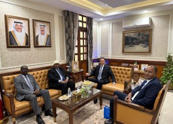 سفير الصومال بالقاهرة يلتقي المندوب الدائم لدولة الكويت لدى جامعة الدول العربية