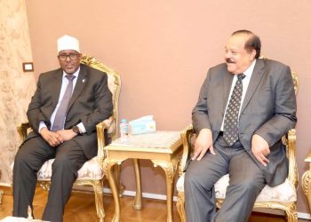 سفير الصومال يلتقي وزير الخارجية السوداني بالقاهرة