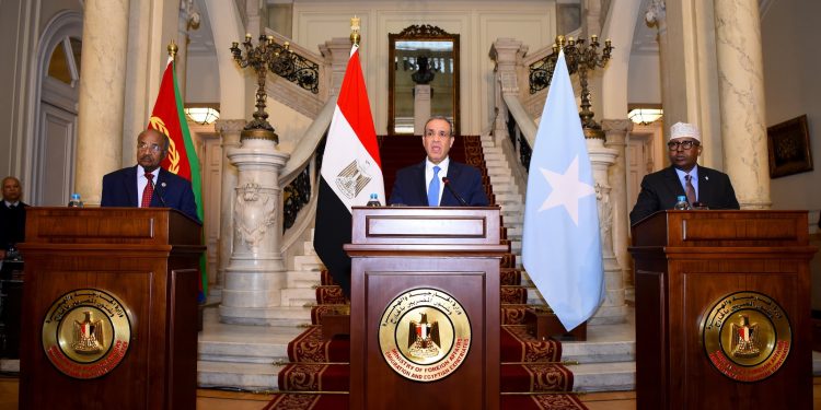 بيان مشترك لاجتماع اللجنة الوزارية المشتركة الثلاثية بين مصر وإريتريا والصومال