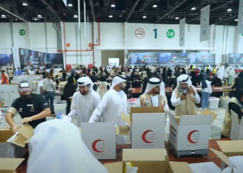 ذياب بن محمد بن زايد: “الإمارات معك يا لبنان” تجسد إرث زايد الإنساني وقيم التآزر والتضامن المتجذرة في مجتمعنا