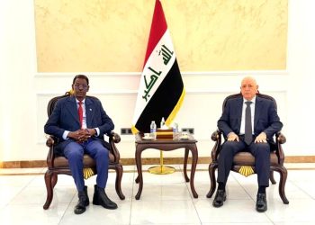 وفد صومالي برئاسة وزير الأمن الداخلي يصل إلى بغداد لتعزيز التعاون الأمني