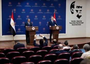 بيان مصري-تركي مشترك يؤكد دعم سيادة الصومال وتعزيز التعاون الثنائي