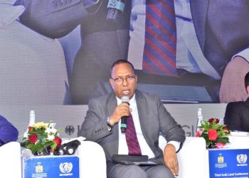 وزير الأشغال العامة الصومالي يشارك في المؤتمر العربي الثالث للأراضي في المغرب