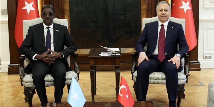 أنقرة.. مباحثات تركية صومالية بشأن مكافحة الإرهاب