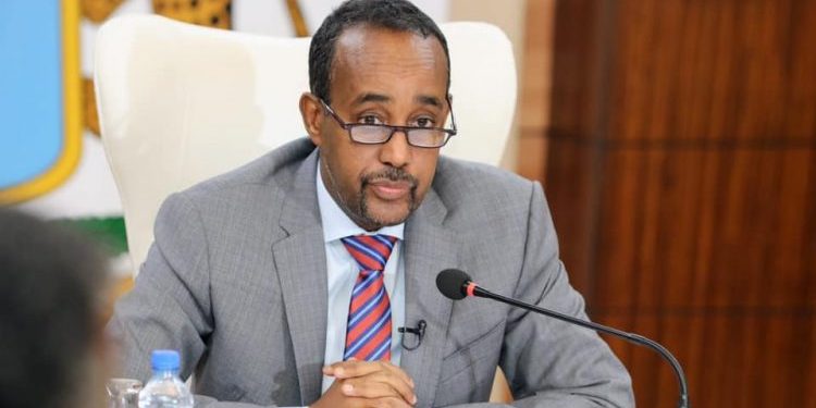 رئيس وزراء الصومال السابق روبلي: لن يتم قبول أي اتفاق انتخابي لا يعكس مصالح الشعب الصومالي