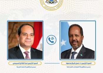 الرئيس الصومالي يتلقى رسالة تضامن من نظيره المصري عقب محاولة استهداف موكبه