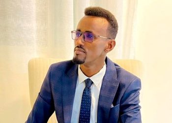 الصومال .. بونتلاند تعتقل صحفيًا بسبب بطاقة الهوية الفيدرالية