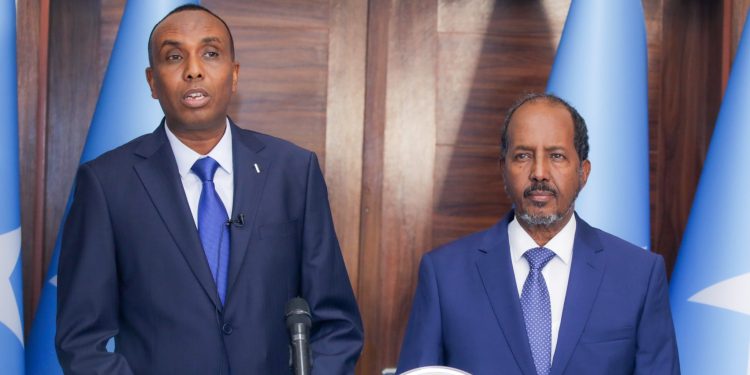 رئيس الصومال ورئيس وزرائه يهنئان الشعب بمناسبة حلول شهر رمضان