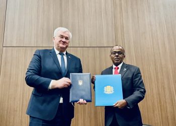 الصومال وأوكرانيا يوقعان بروتوكول إقامة علاقات دبلوماسية رسمية في أنطاليا