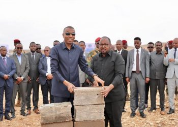 الصومال… مشاريع تنموية في لاسعانود لتعزيز الإدارة والخدمات الحكومية