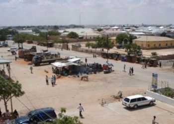 شيوخ عشائر وتجار محتجزون في غالكعيو لليوم الثالث