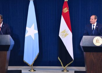 شاهد المؤتمر الصحفي المشترك بين الرئيس الصومالي ونظيره المصري عبد الفتاح السيسي من مدينة العلمين