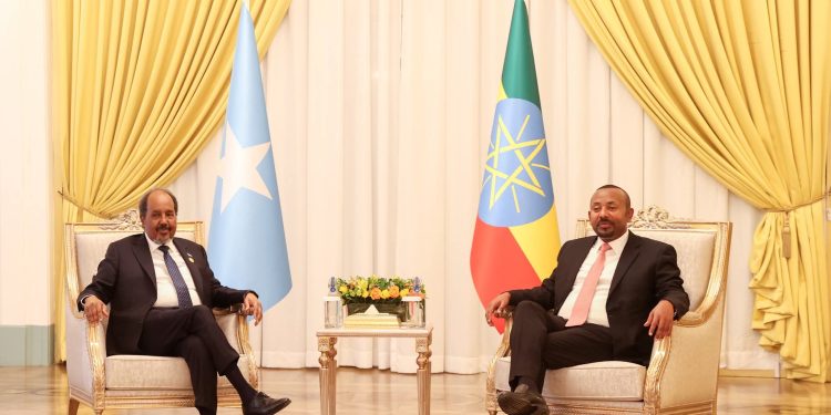الرئيس الصومالي يلتقي رئيس وزراء إثيوبيا على هامش مؤتمر أممي حول الأمن الغذائي