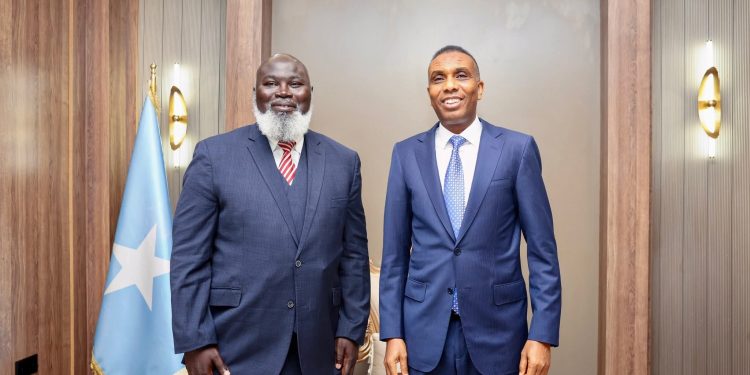 محادثات بين رئيس وزراء الصومال ورئيس بعثة AUSSOM الجديد حول مستقبل الأمن