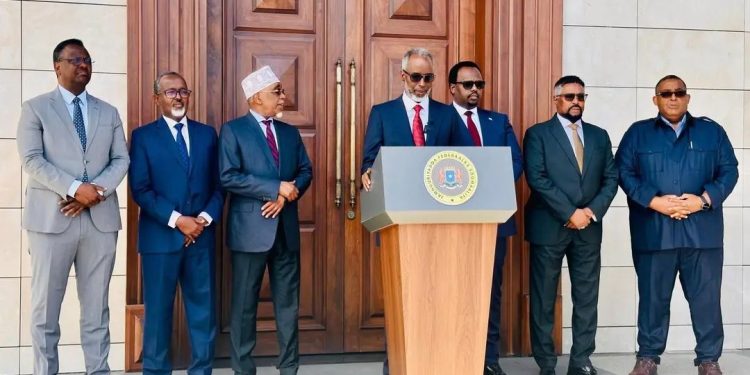 اتفاق تاريخي بين الحكومة والمعارضة يحدد ملامح الانتخابات المقبلة في الصومال