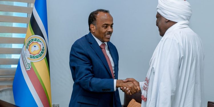 الصومال والسودان يبحثان تعزيز التعاون الثنائي في مقديشو