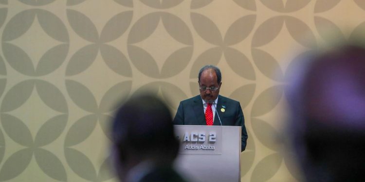 الرئيس الصومالي يدعو إلى تعزيز التعاون الأفريقي لمواجهة التغير المناخي
