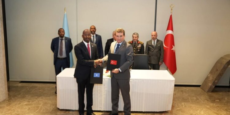 الصومال يفعّل اتفاقًا مع شركة تركية لتطوير الإنتاج البحري