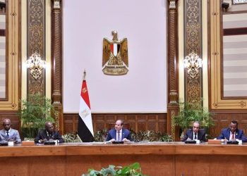 السيسي: دعم بعثة “أوصوم” أولوية مصر لتعزيز الاستقرار في القرن الأفريقي
