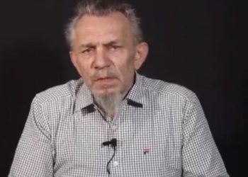 طيار أوكراني تابع للأمم المتحدة محتجز لدى الشباب يطلق نداء استغاثة