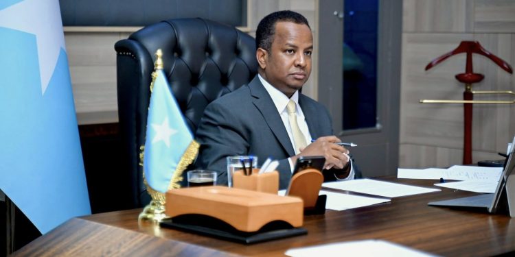 الصومال يحذر من تداعيات إقليمية لأي مساس بوحدته أمام مجلس السلم والأمن الإفريقي