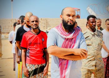 بونتلاند تعرض عشرات المقاتلين الأجانب المنتمين لتنظيم داعش