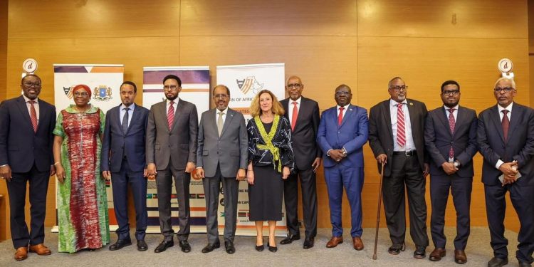 الرئيس حسن شيخ يختتم اجتماع وزراء المالية لدول القرن الإفريقي في مقديشو