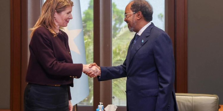 مباحثات صومالية بريطانية حول الأمن ومكافحة الإرهاب ودعم التنمية