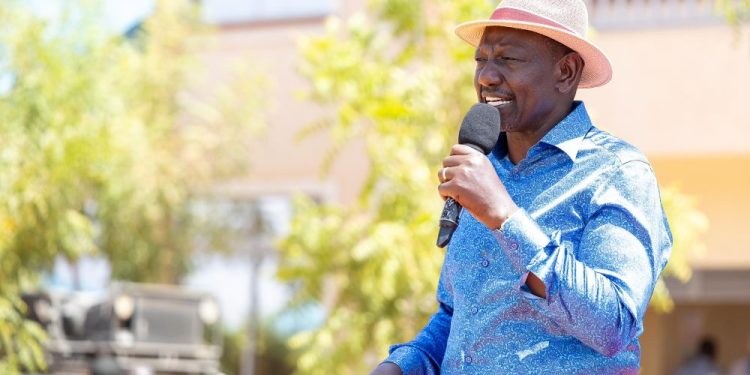 كينيا تعلن إعادة فتح حدودها مع الصومال بعد إغلاق دام 15 عاماً