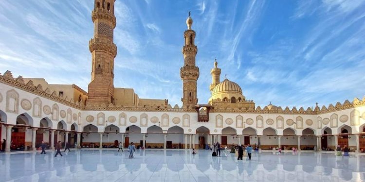 من باكستان إلى الصومال.. احتفالات عالمية باليوم العالمي للأزهر