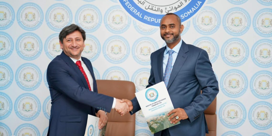 الحكومة الصومالية تنشئ سجلًا وطنيًا للسفن ضمن استراتيجية الاقتصاد البحري
