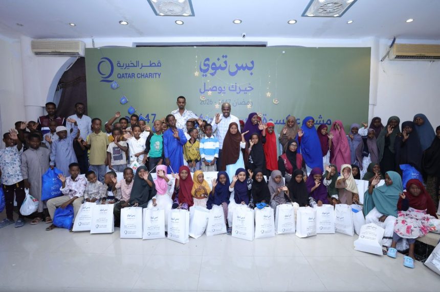 الصومال – بدعم أهل الخير في دولة قطر الشقيقة.. قطر الخيرية تدخل الفرحة على 930 يتيماً في الصومال