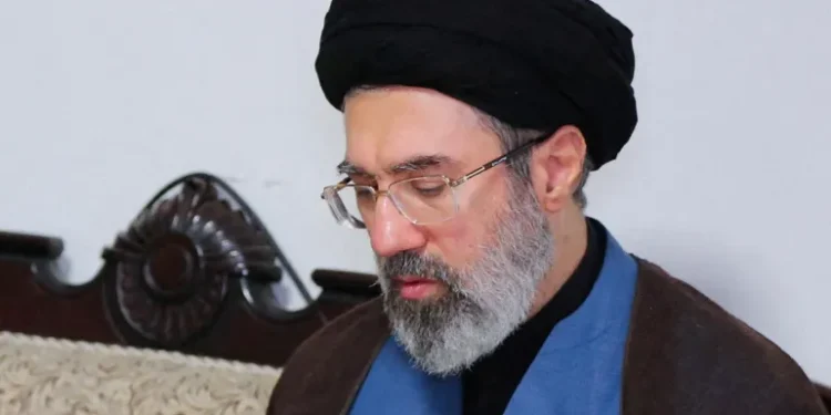 آية الله مجتبى خامنئي.. المرشد الثالث لإيران