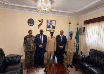 السفير الصومالي لدى السعودية يشارك في حفل تخرج ضابطين من كلية الملك عبدالعزيز الحربية