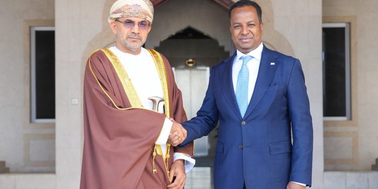 الصومال وعُمان تعززان التعاون في مجالات تصدير الماشية والثروة السمكية والزراعة