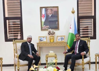 لقاء دبلوماسي في الرياض بين سفيري الصومال وجيبوتي يؤكد عمق العلاقات الثنائية