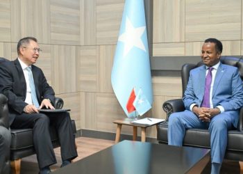 الصومال والصين يبحثان تعزيز التعاون الثنائي