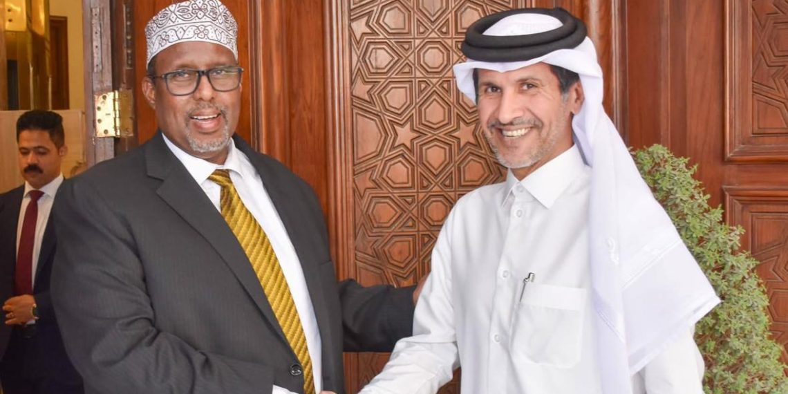 سفير الصومال لدى مصر يبحث مع نظيره القطري تطورات الأوضاع بالمنطقة وسبل تعزيز التعاون المشترك