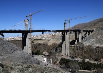 وقف لإطلاق النار وباكستان تستضيف أول لقاء أمريكي إيراني مباشر منذ بدء الحرب