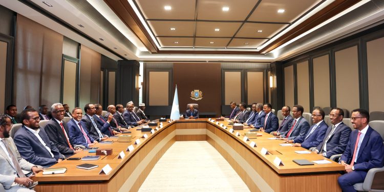 الرئيس الصومالي يدعو إلى حوار وطني شامل قبيل انتهاء ولايته الدستورية